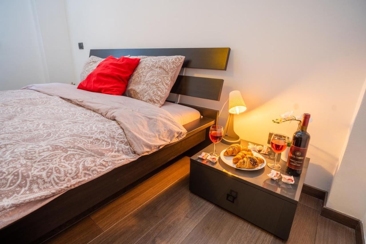 Cozy & Spacious Flat Near Victoriei Square Bucureşti Exterior foto