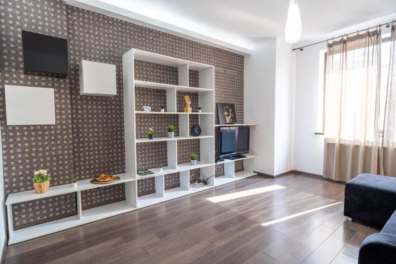 Cozy & Spacious Flat Near Victoriei Square Bucureşti Exterior foto