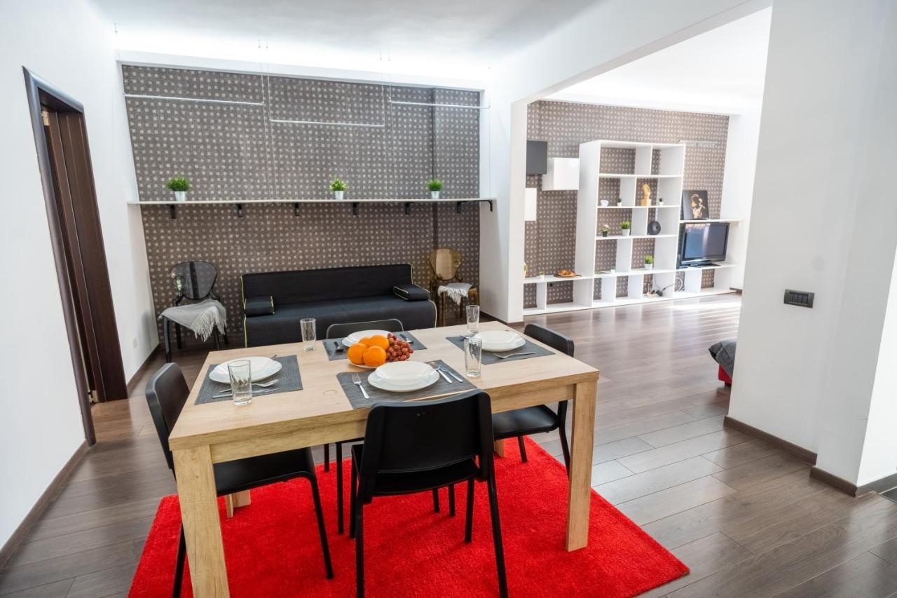 Cozy & Spacious Flat Near Victoriei Square Bucureşti Exterior foto
